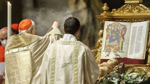 Tình trạng sức khoẻ bất ngờ của ĐTC – Phóng sự đặc biệt về buổi hát Kinh Chiều Giao Thừa tại Vatican